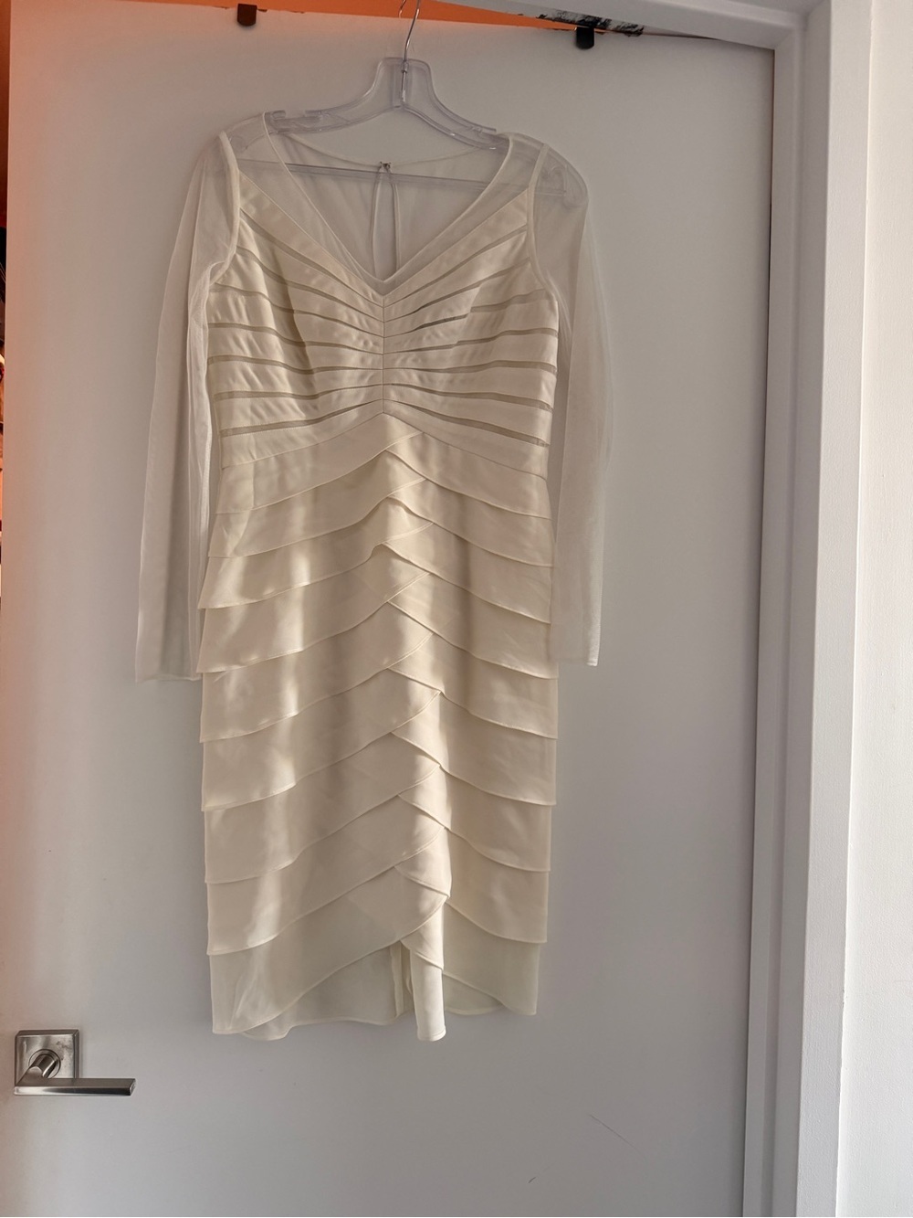 Adrianna Papell Cream Layered V-Neck Long Sleeve Cocktail Dress
